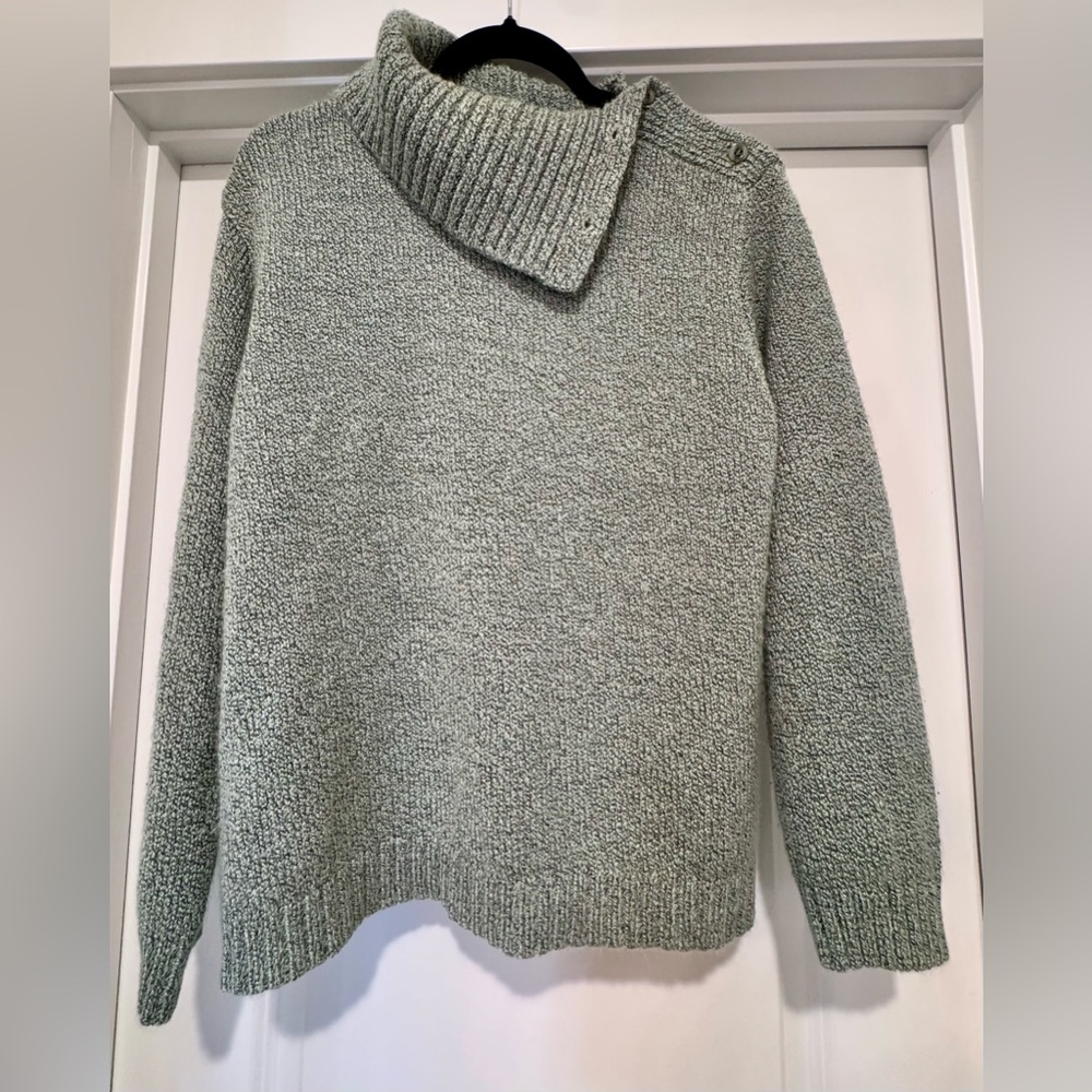 Carolyn Taylor Women’s Sage Turtleneck Sweater with Button Detail Size L
